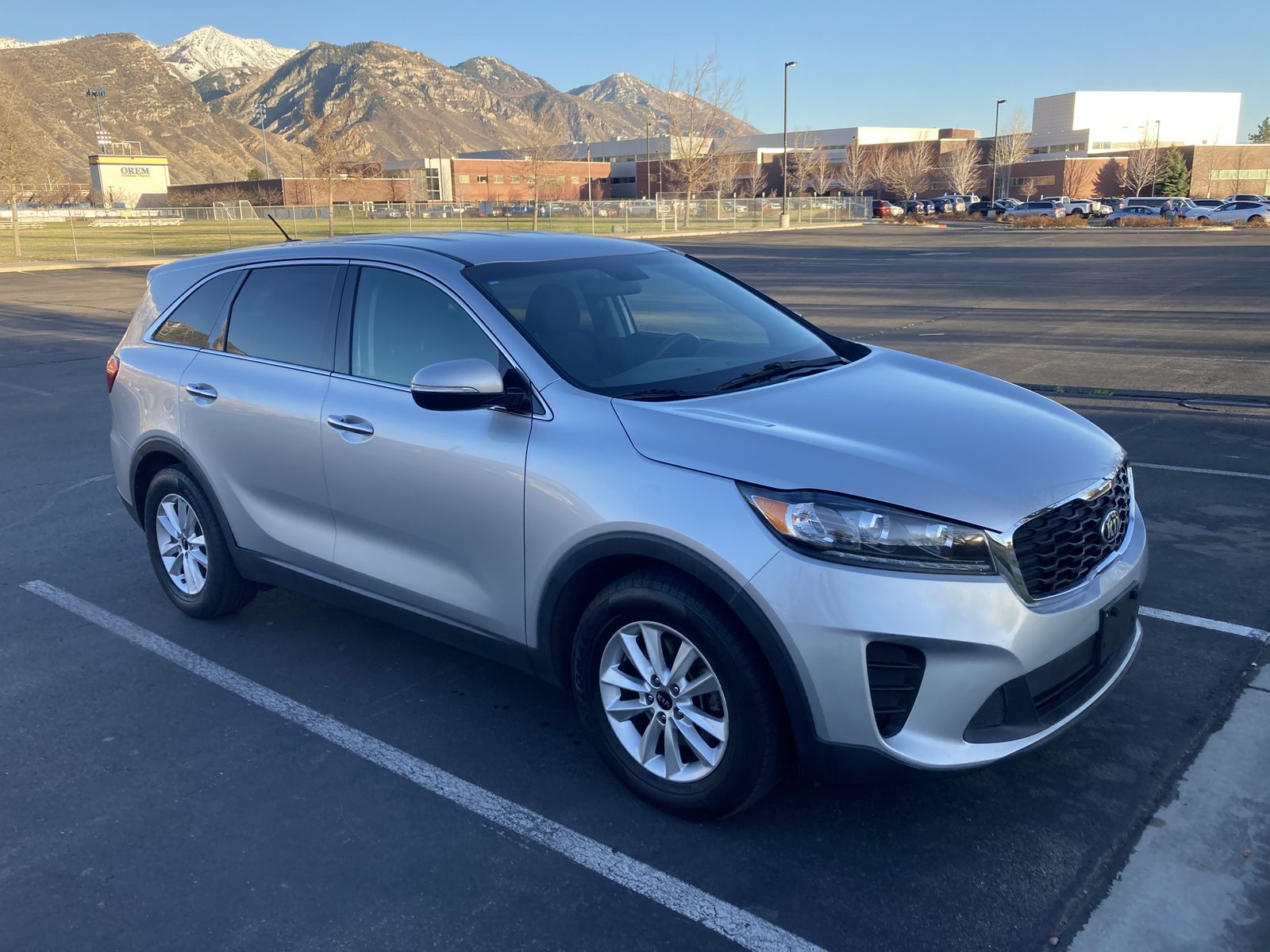 2019 KIA SORENTO LX