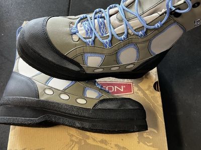 *NEW* Women’s Redington Chena River wading boots