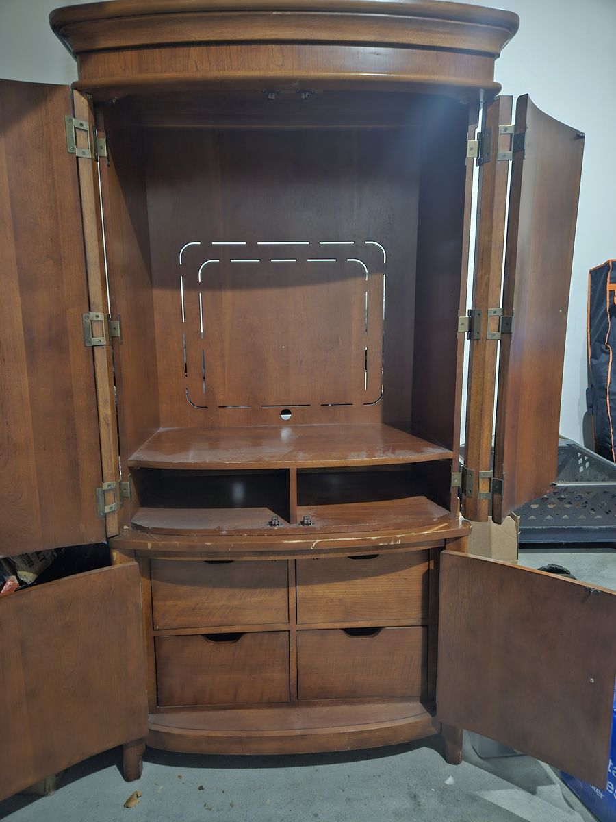 Main image 2