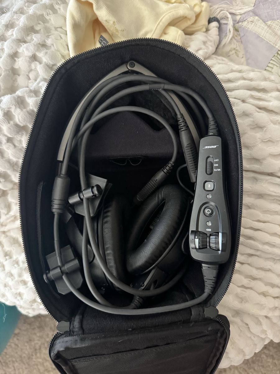 Bose A20 Aviation Headset - Dual Plug, Bluetooth, Active Noise Cancellation
