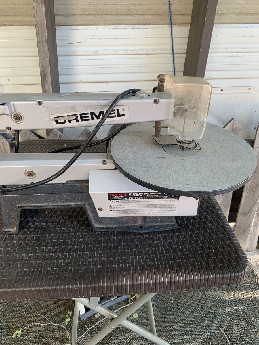 Dremel 16-inch Scroll Saw Model 1671 2-Speed