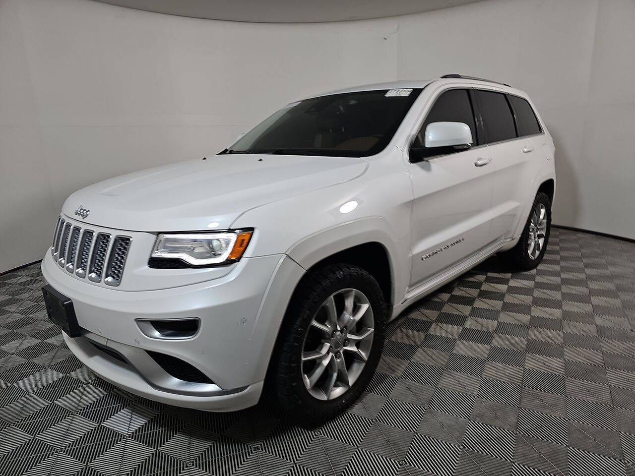 2016 Jeep Grand Cherokee Summit
