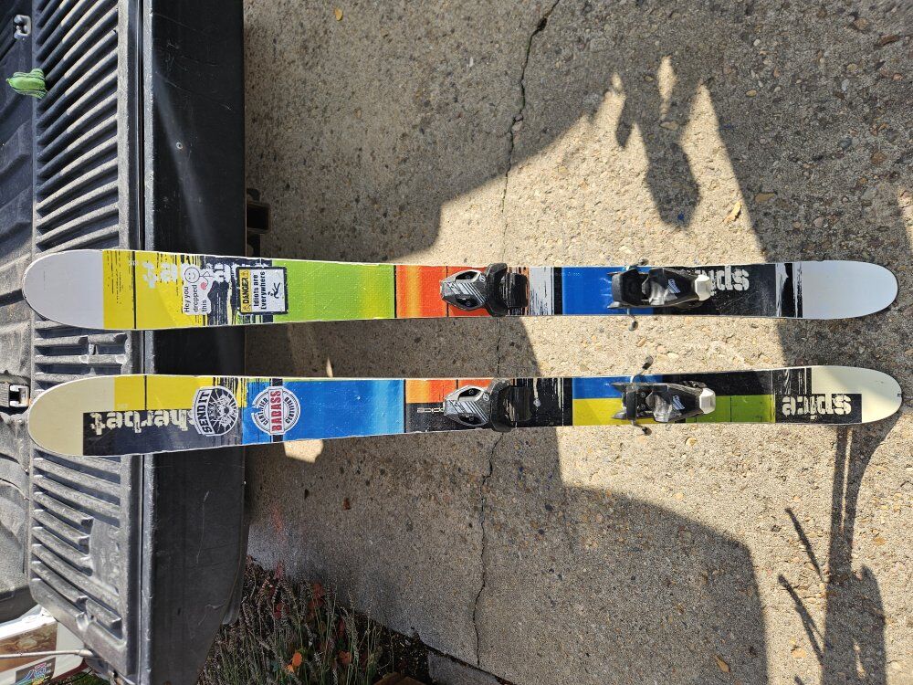 135cm Spice Sherbert twin tip skis