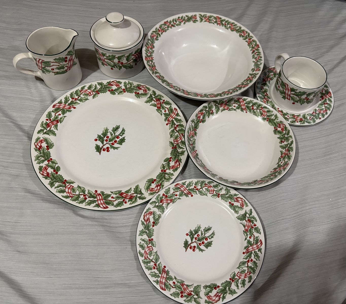 Vintage Christmas dishes