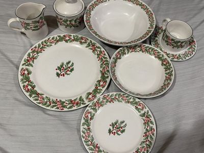 Vintage Christmas dishes