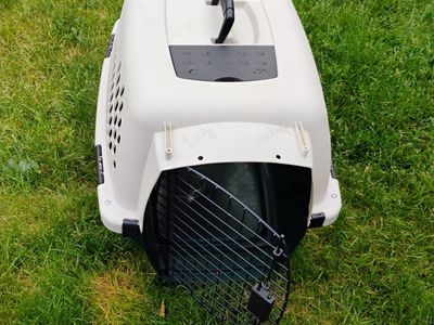 Cat carrier, crate