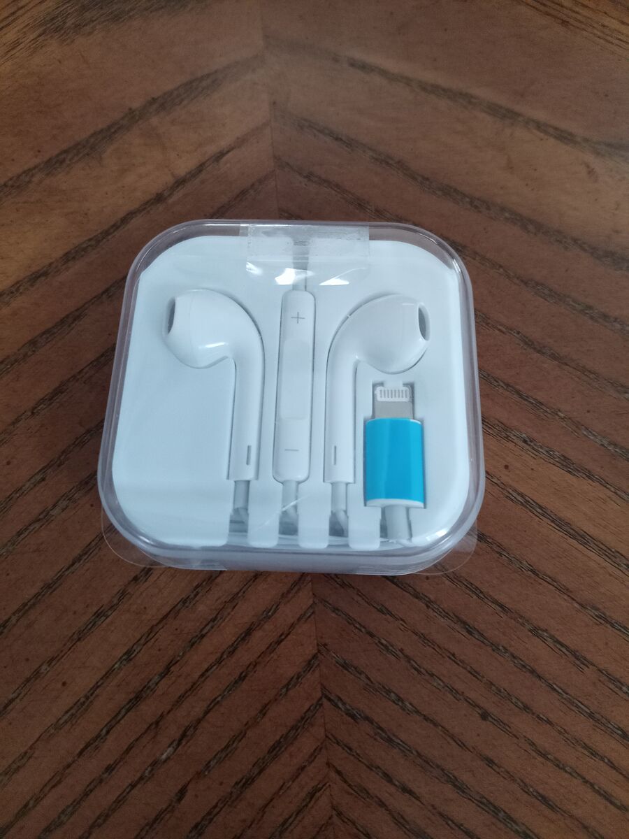 Generic-In Ear-Earbuds, Hands Free with Mic & Volume Control