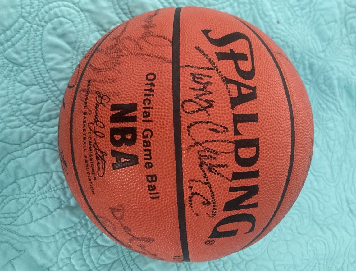 1991 era Utah Jazz autographed Spalding Official NBA Game Ball-full team and Jerry Sloan, Don Sparks, etc. 