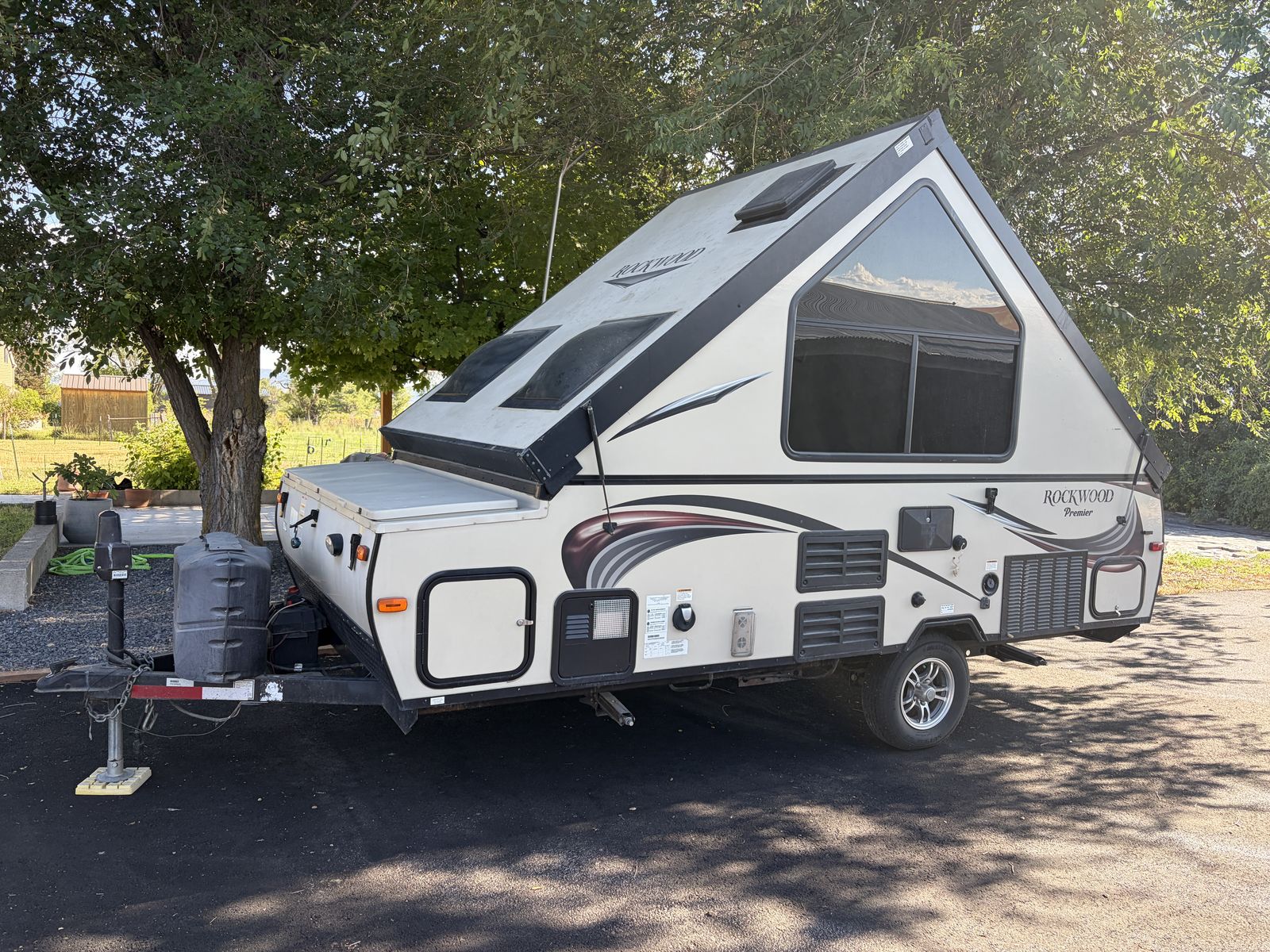 2016 Rockwood Premier A122SXR Aframe Trailer (Offroad Package)