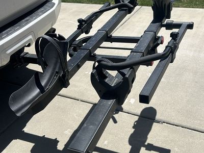 Hitch 2 bike rack in excellent condition