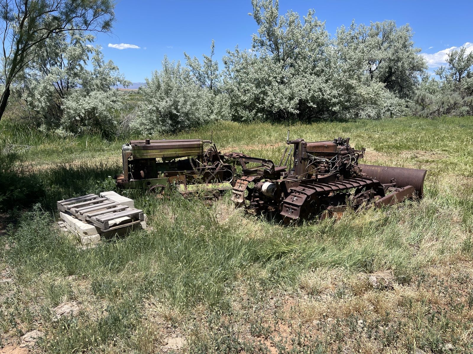 John deer MC parts tractors.