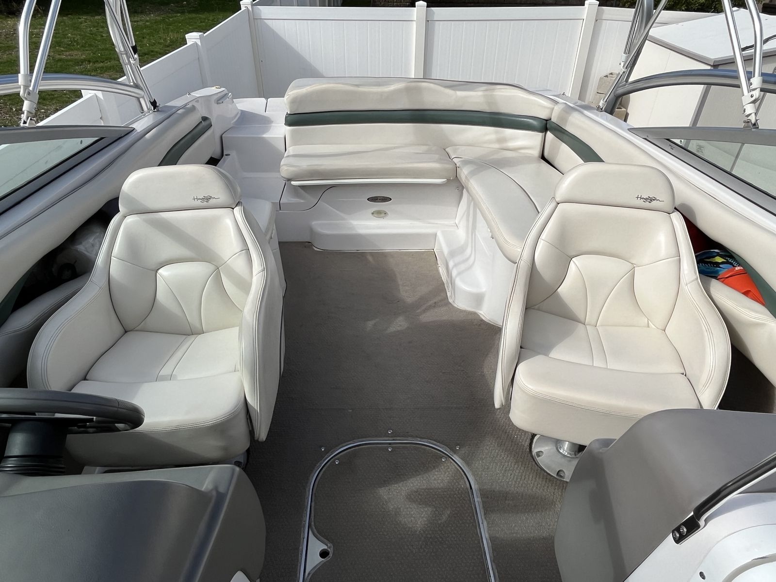 Main image 11