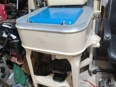 Vintage Maytag Wringer Washing Machine - Antique, Functional Laundry Appliance