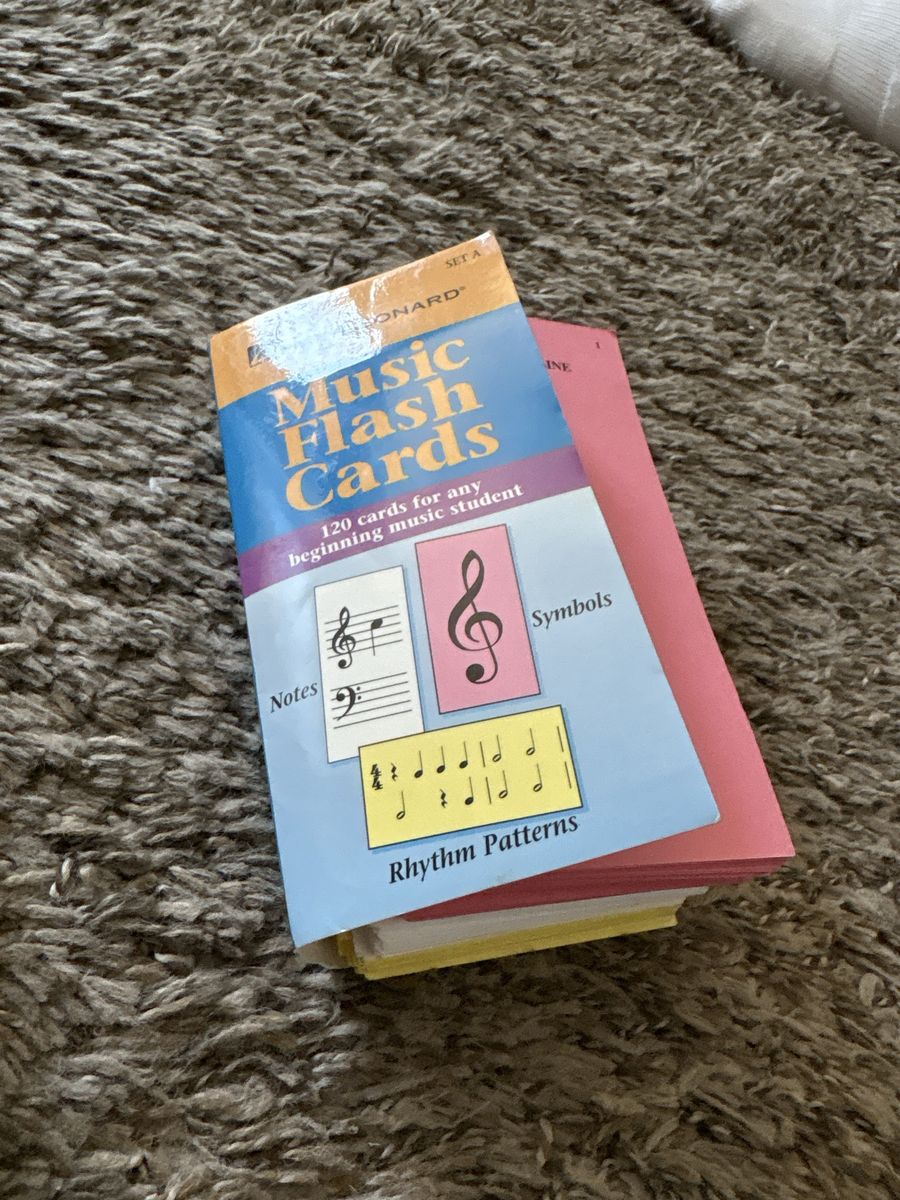 Hal Leonard Music Flash Cards Set A - 120 Cards for Beginning Music Students, Notes & Rhythm