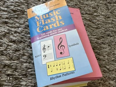 Hal Leonard Music Flash Cards Set A - 120 Cards for Beginning Music Students, Notes & Rhythm
