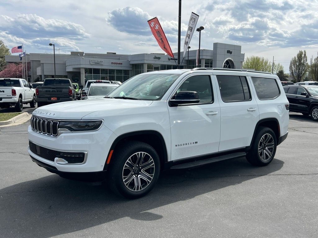 2025 Jeep Wagoneer Base