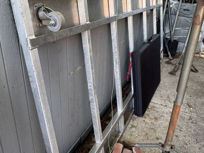 Wheeled Aluminum Truck loading Ramp for Snowmobiles