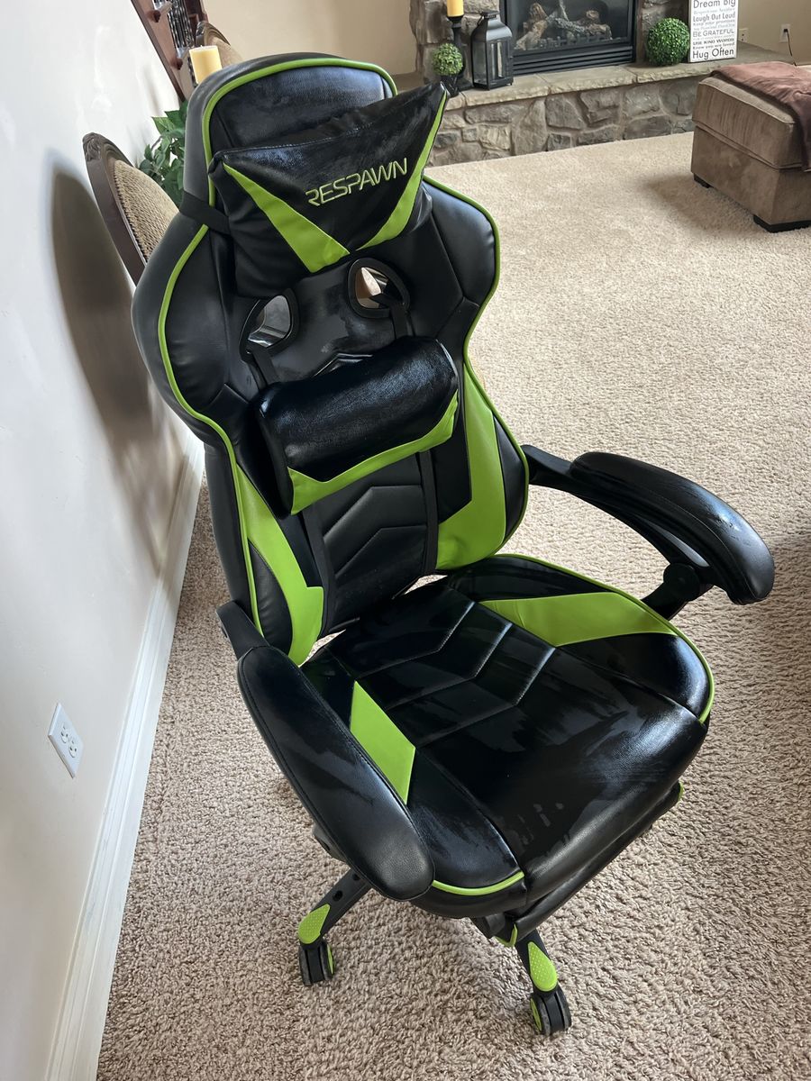 Respawn racing style, leather gaming chair