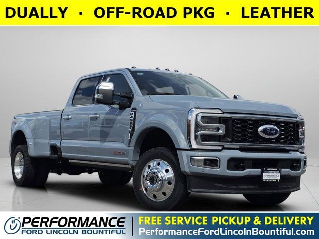 2026 Ford F-450 Super Duty Platinum