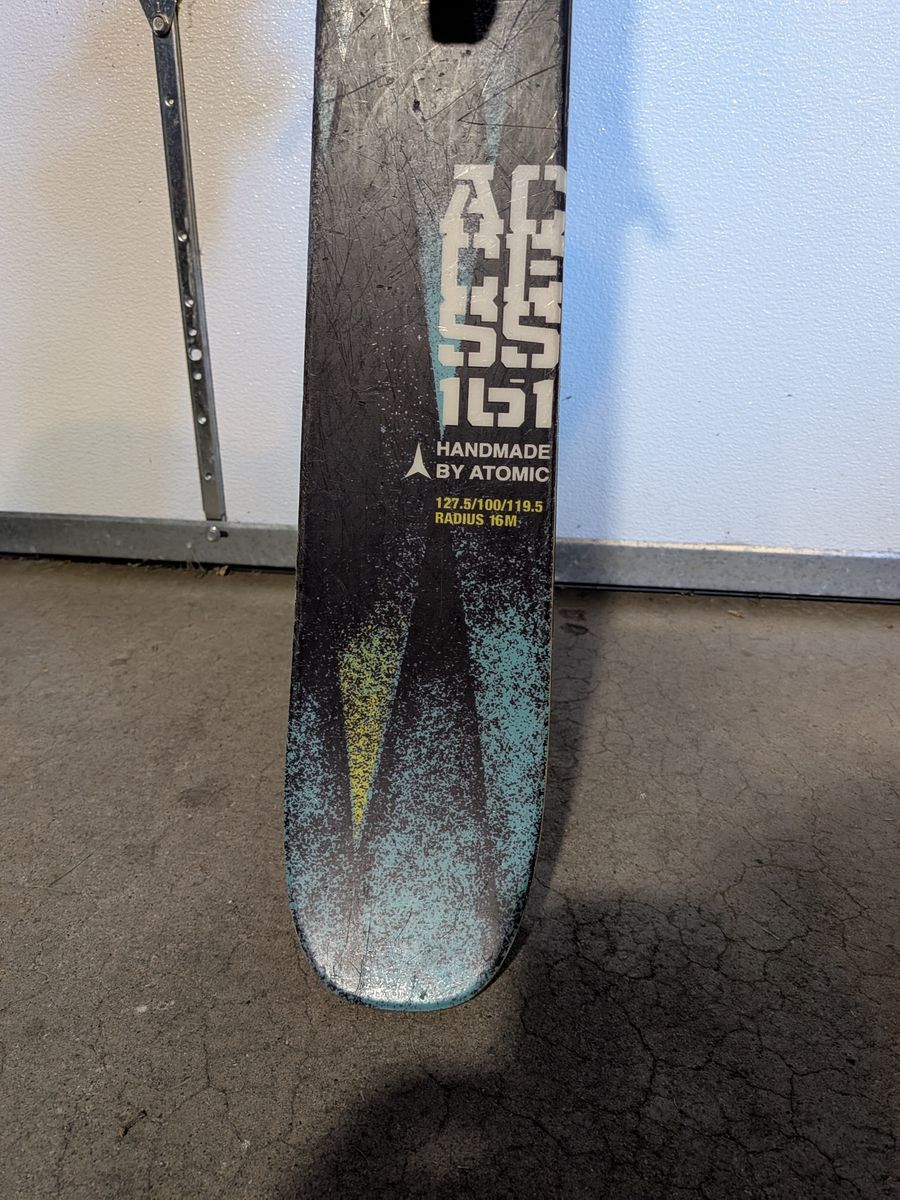 Atomic Access 161 skis and Dalbello Panterra 120 Ski Boots 29/29.5