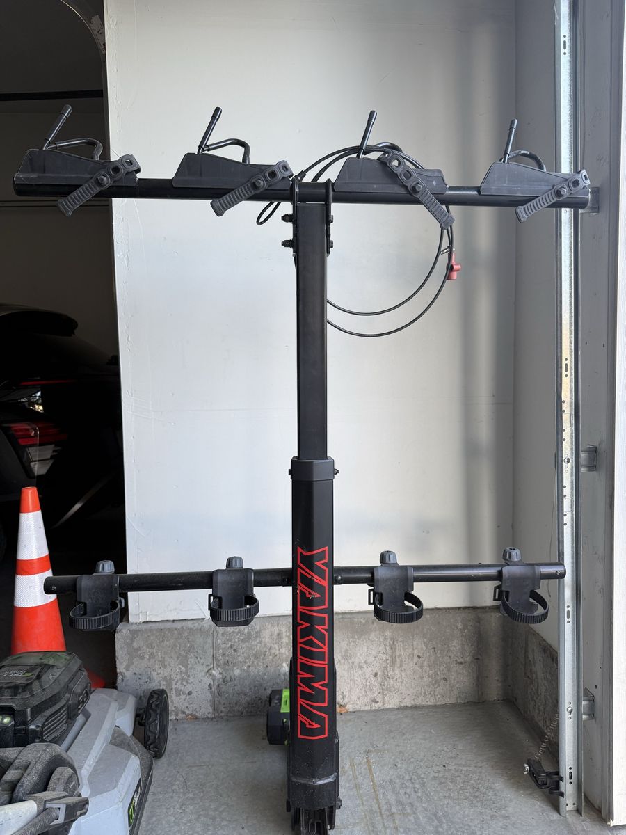 Yakima HangTight 4 Vertical Bike Rack – 2” Hitch – Includes Cable Lock