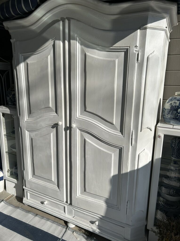 Solid Wood Furniture