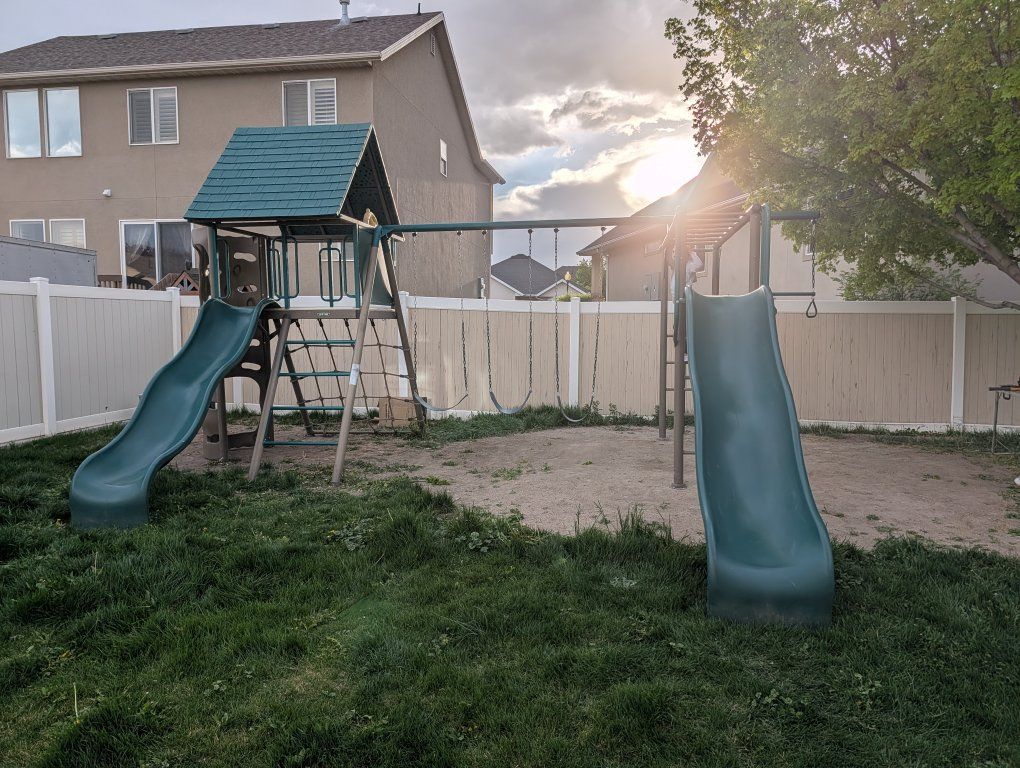 Huge Outdoor Kids Playset Swing Gym set. Lifetime Big Stuff Deluxe with 2 Slides, 3 Swings, Monkey Bars, Trapeze,  Pole.