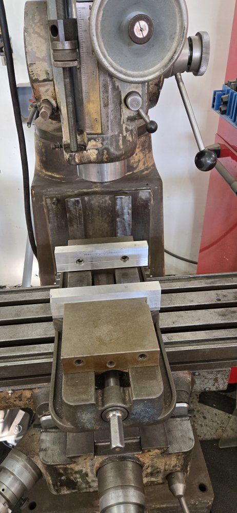 Main image 3