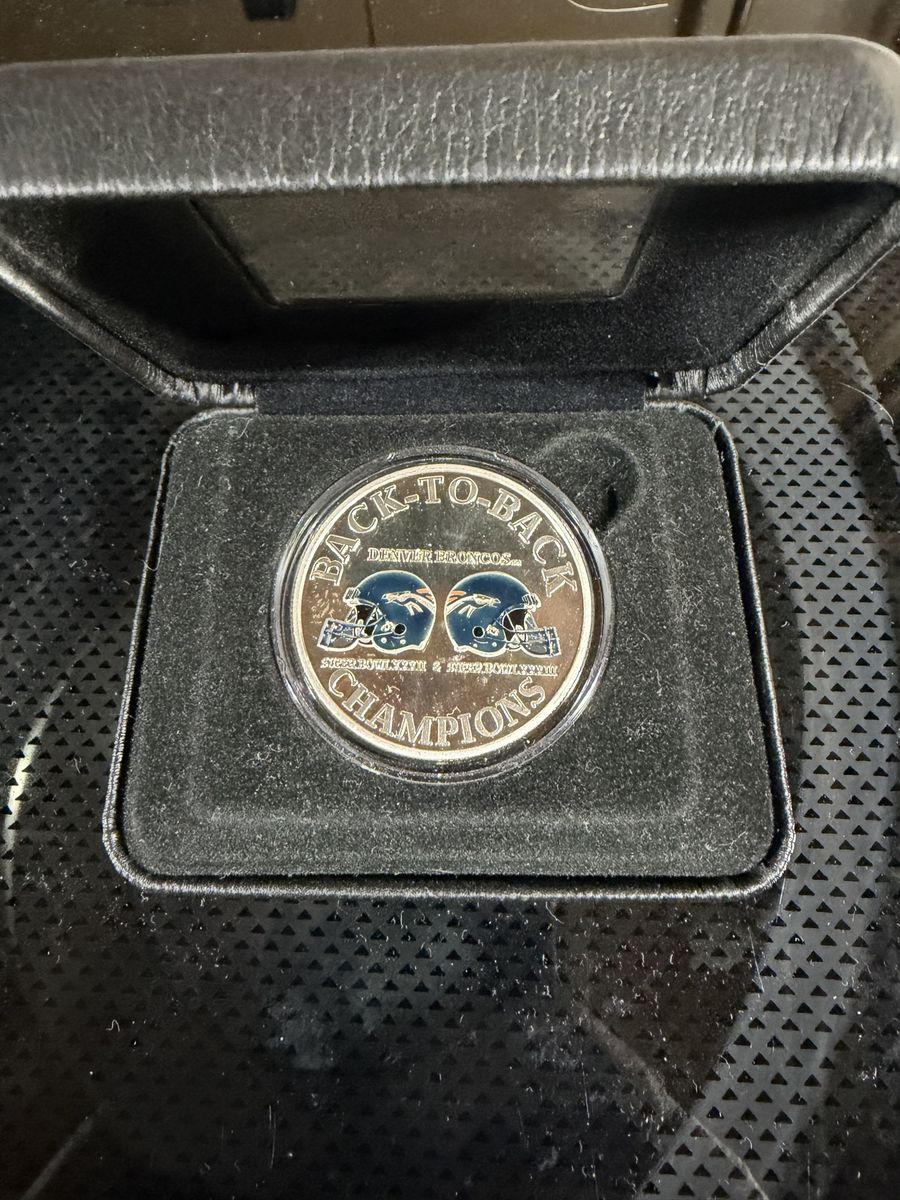 Broncos back-2-back Super Bowl Silver Coin