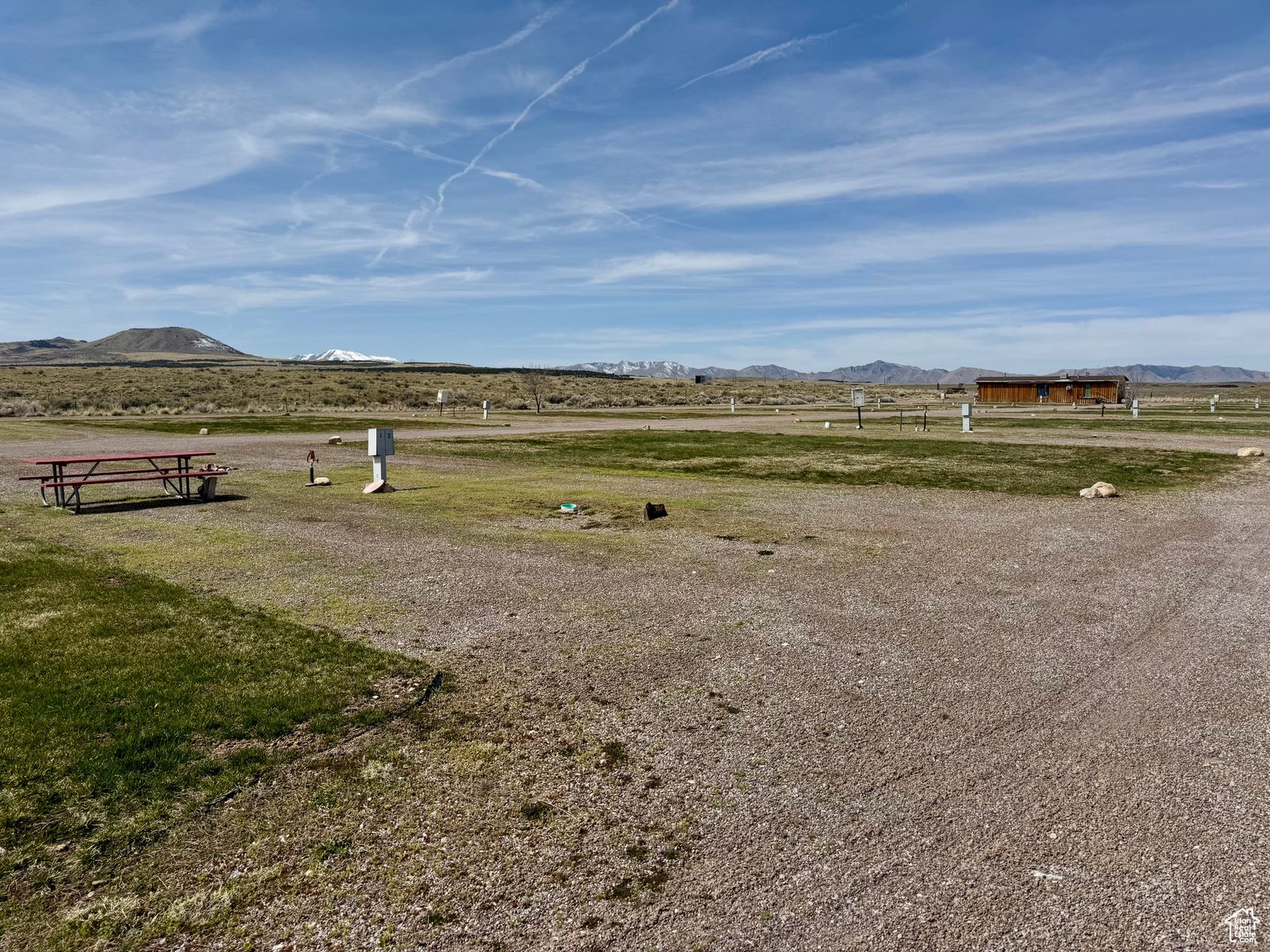Main image 38