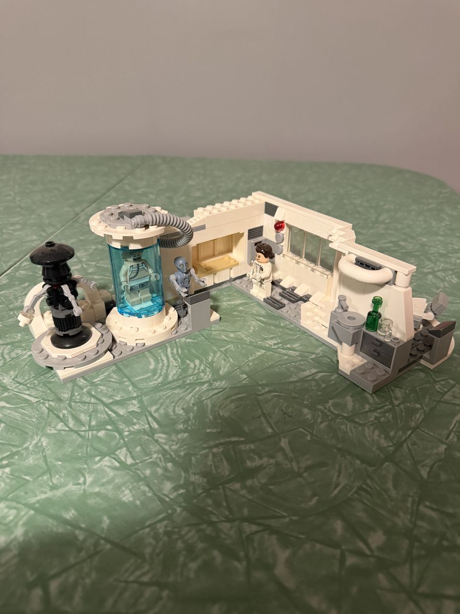 Main image 25