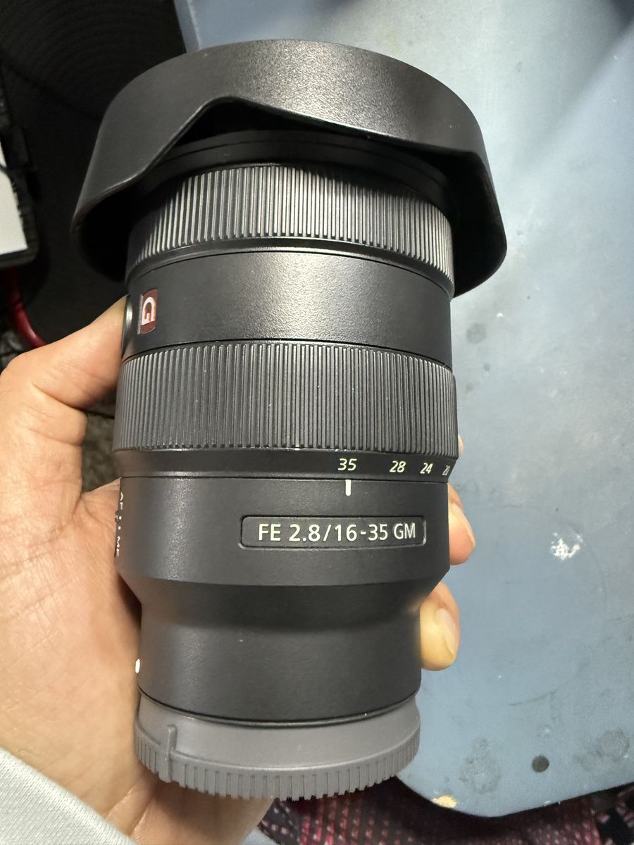 Sony FE 2.8/16-35 GM E-Mount Wide-Angle Zoom Lens