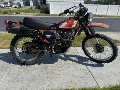 1977 Yamaha Enduro 500 vintage dual-sport motorcycle, runs great, registered in my name. Very rare motorcycle. $2,500.