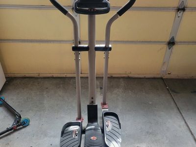 Image 8.0 Reflex Step Elliptical Cross Trainer - Used