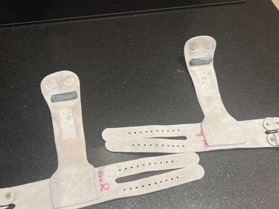2 pairs Gymnastics Hand grips.