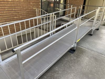 Aluminum Wheelchair Ramp Assembly