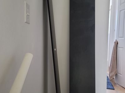 Wall shelves
