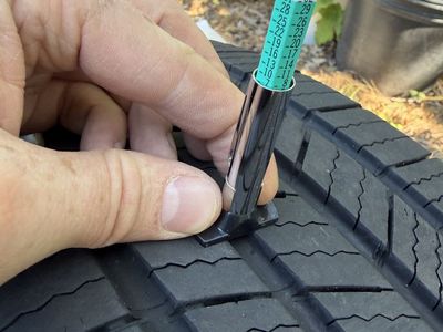 Four 215/65r16 Michelin defender for sale