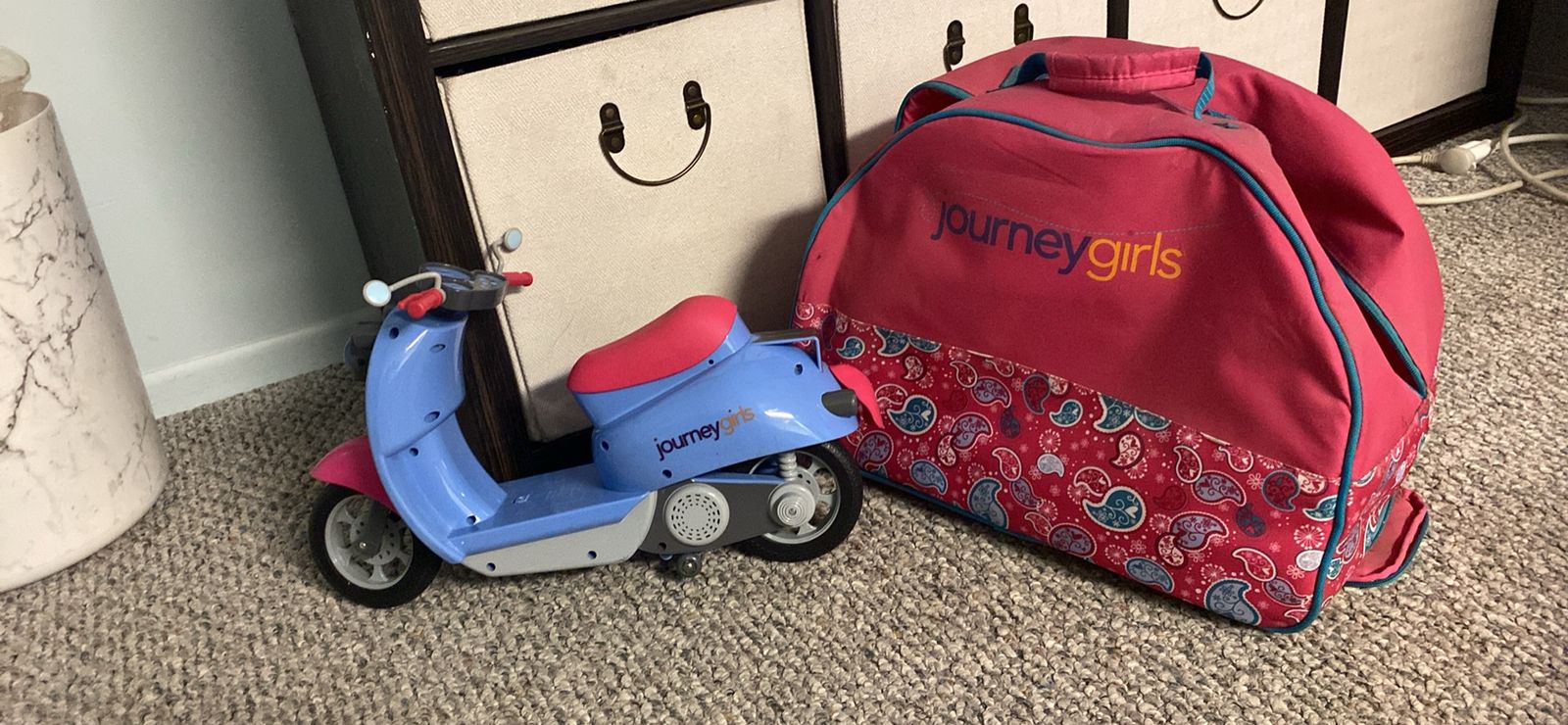 Journey girl bike with bag and helmet