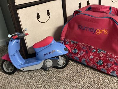 Journey girl bike with bag and helmet