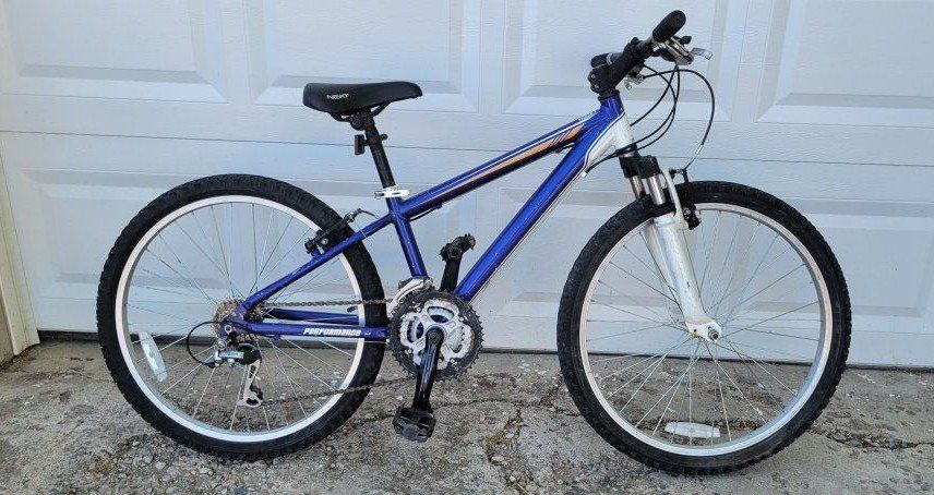 Specialized 24" Kids bike