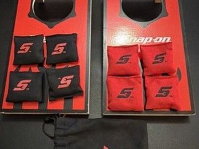 Snap-On Cornhole Board Set (NEW)