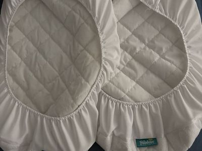Biloban Bassinet Mattress Cover
