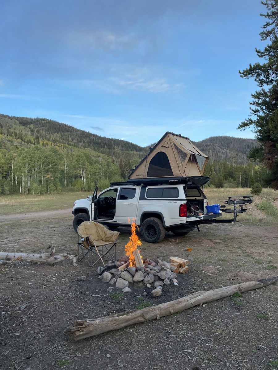 Area BFE hard shell Rooftop Tent size Large