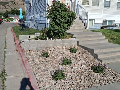 40 Landscaping blocks
