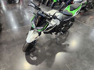 2024 Kawasaki Z e-1 ABS