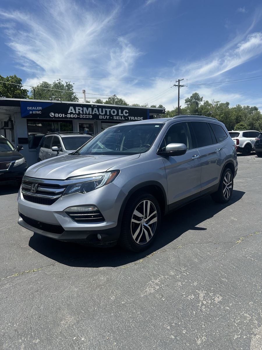 2017 Honda Pilot Touring 8-Passenger