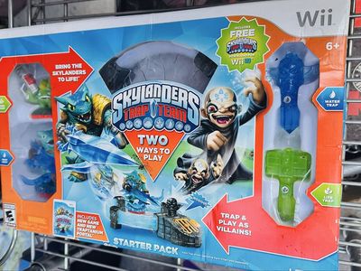 New Nintendo Wii Skylanders Trap Team water and Life Trap