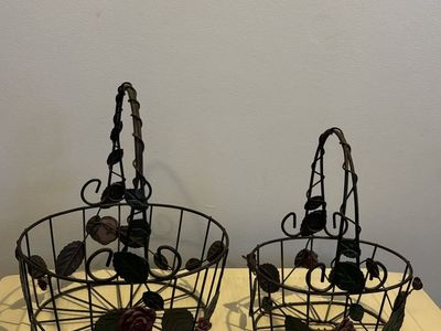 vintage style decor bundle floral art + baskets