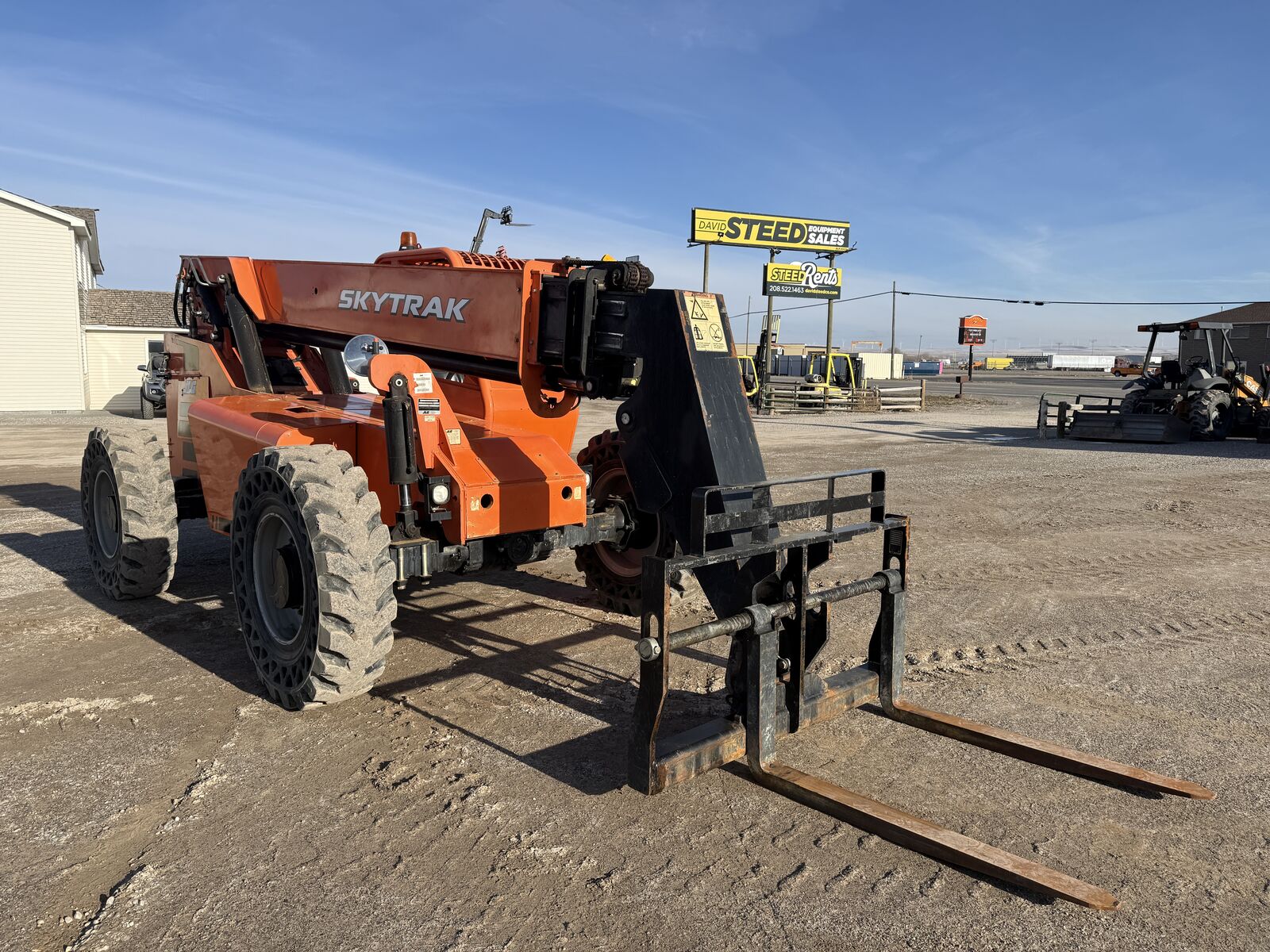 2017 SkyTrak 6042- Stk: 11410